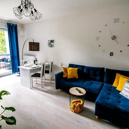 Apartament White Apartment อิวาวา ภายนอก รูปภาพ