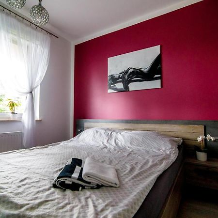 Apartament White Apartment อิวาวา ภายนอก รูปภาพ