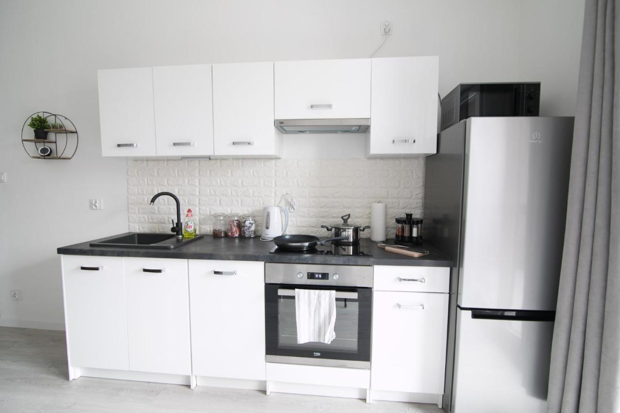 Apartament White Apartment อิวาวา ภายนอก รูปภาพ
