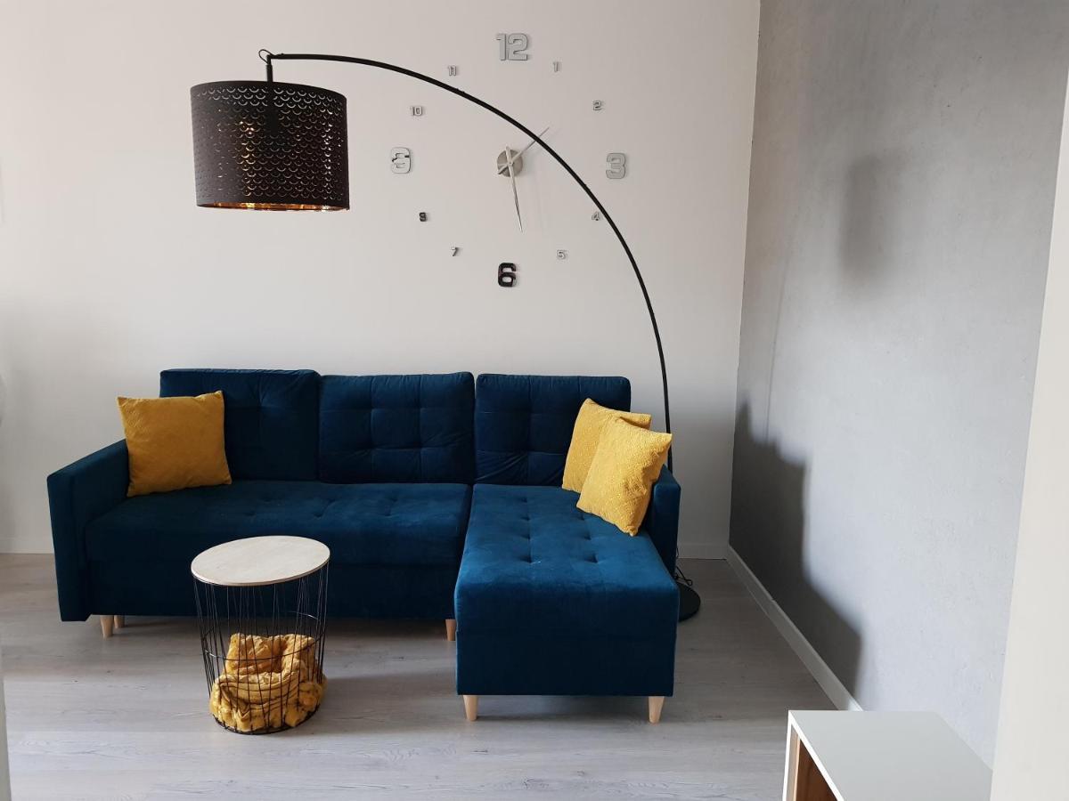 Apartament White Apartment อิวาวา ภายนอก รูปภาพ