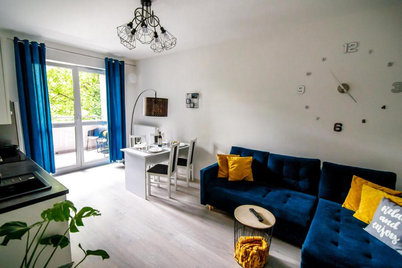 Apartament White Apartment อิวาวา ภายนอก รูปภาพ