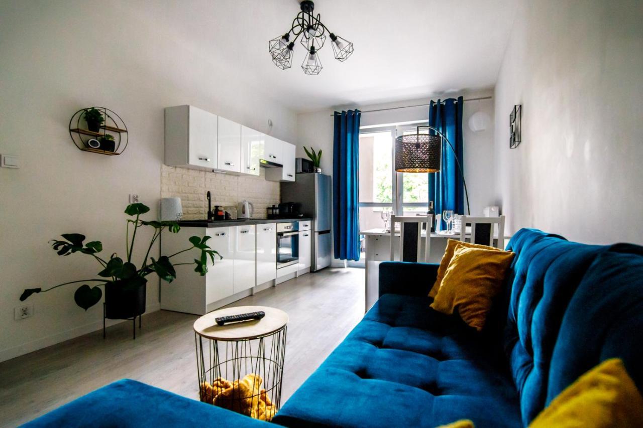 Apartament White Apartment อิวาวา ภายนอก รูปภาพ