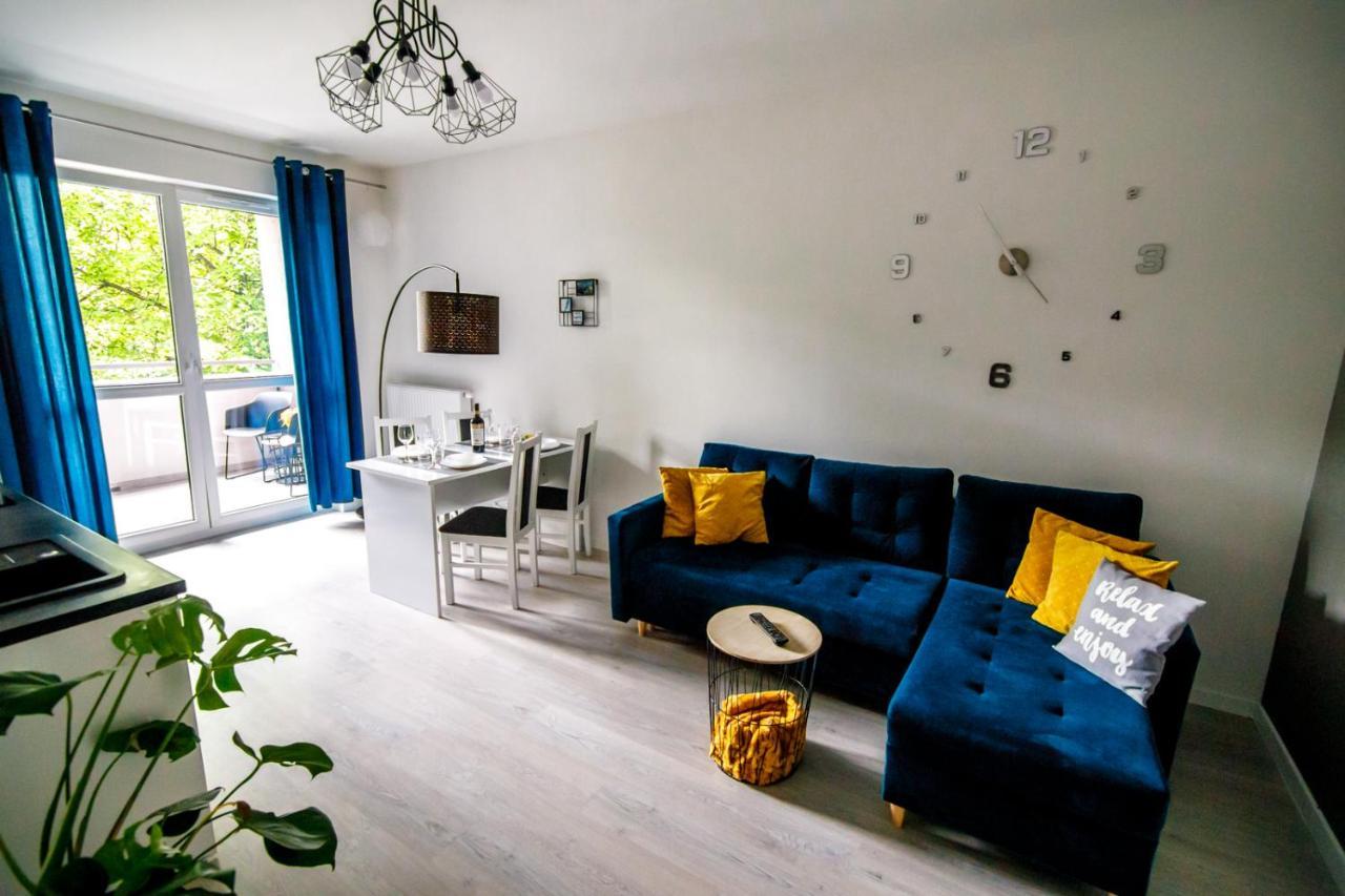 Apartament White Apartment อิวาวา ภายนอก รูปภาพ