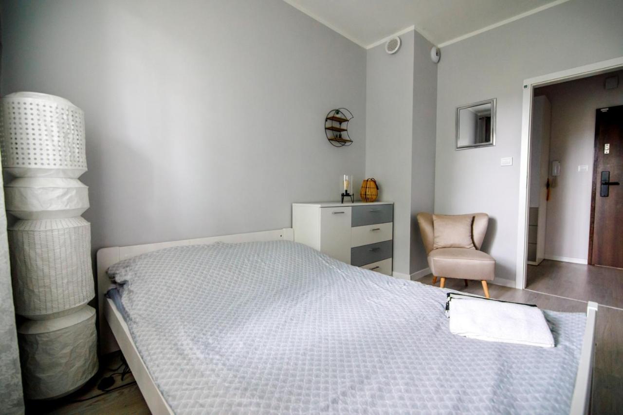 Apartament White Apartment อิวาวา ภายนอก รูปภาพ
