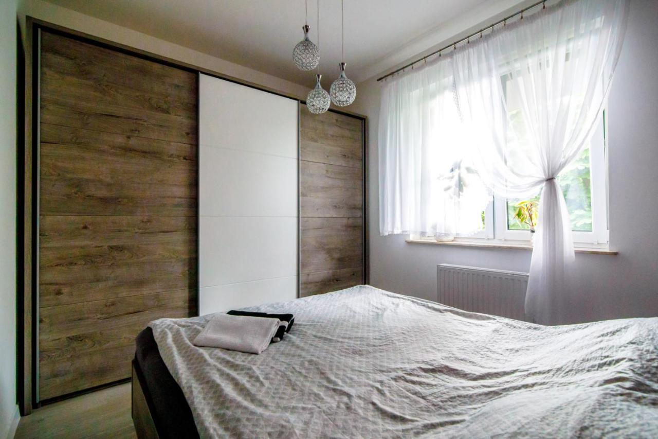 Apartament White Apartment อิวาวา ภายนอก รูปภาพ