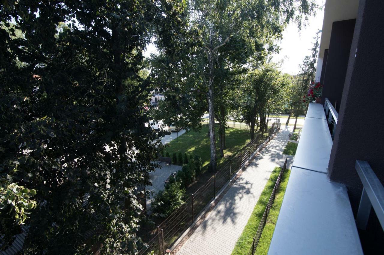 Apartament White Apartment อิวาวา ภายนอก รูปภาพ